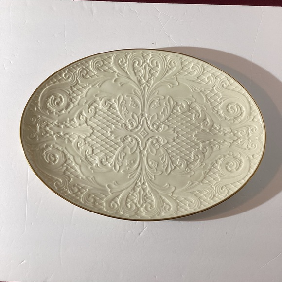 LENOX Challah platter embossed w/gold trim. Vintage,Ivory porcelain, 16 1/2”X12” - Picture 1 of 9